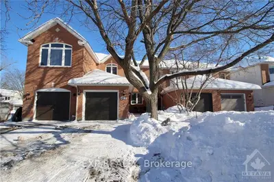 417 LAWLER Crescent, Orleans - Cumberland and Area, ON K4A 3X9