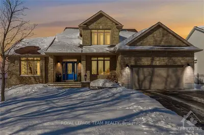 46 MIRA Court, Stittsville - Munster - Richmond, ON K0A 2Z0
