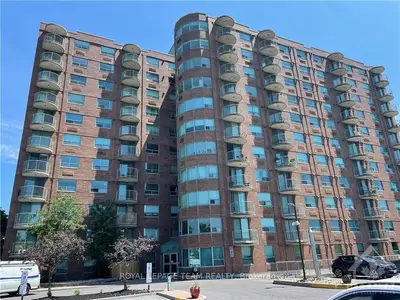 1440 HERON Road 409, Hunt Club - South Keys and Area, ON K1V 0X2
