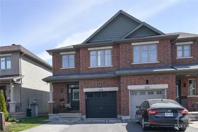 128 FAIRWEATHER Street, Leitrim, ON K1T 0L1