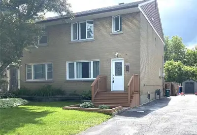 900 KIRKWOOD Avenue, Carlington - Central Park, ON K1Z 5Y4