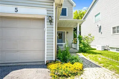 5 WILDPINE Court, Stittsville - Munster - Richmond, ON K2S 1C6