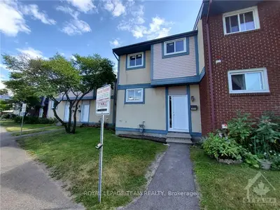 3400 PAUL ANKA Drive 66, Hunt Club - Windsor Park Village and Area, ON K1V 0C9