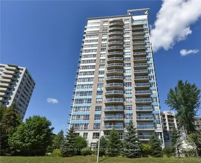 70 LANDRY Street 404, Vanier and Kingsview Park, ON K1L 0A8