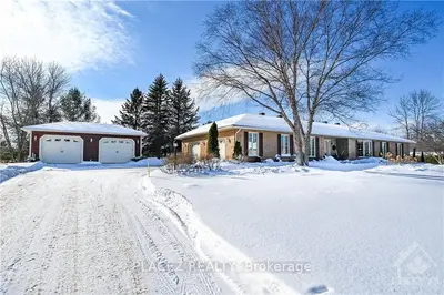26 SETTLERS Way, North Grenville, ON K0G 1J0