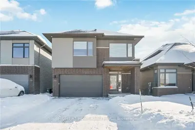 310 LONGWORTH Avenue, Leitrim, ON K1T 0T8