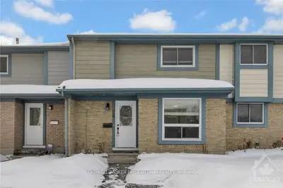 2336 ORIENT PARK Drive 26, Blackburn Hamlet, ON K1B 4N5