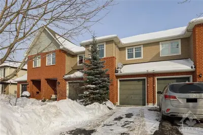 264 HORSESHOE Crescent, Stittsville - Munster - Richmond, ON K2S 0B7