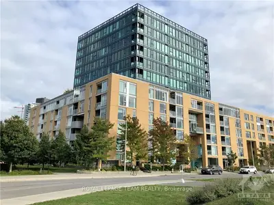 200 LETT Street 409, West Centre Town, ON K1R 0A8