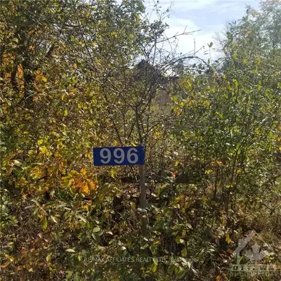 996 WEEDMARK Road, Merrickville-Wolford, ON K0G 1G0