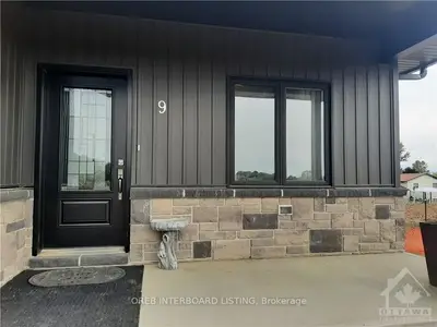 9 BAMAGILLIA Street, Whitewater Region, ON K0J 1K0