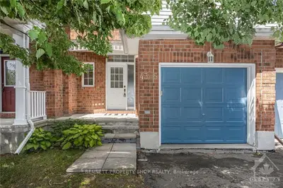 4305 WILDMINT Square, Blossom Park - Airport and Area, ON K1V 1N4