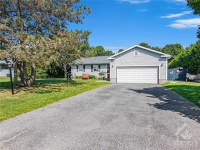 2243 WALLINGFORD Way, Manotick - Kars - Rideau Twp and Area, ON K0A 2T0