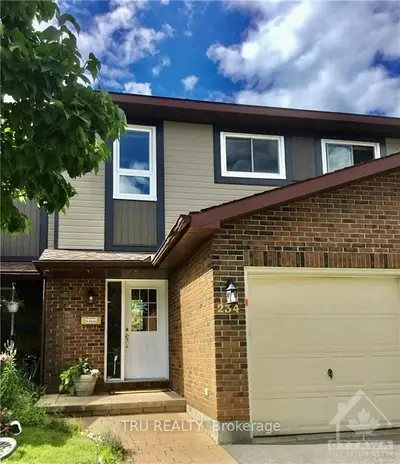 234 TEMBY, Hunt Club - South Keys and Area, ON K1T 2V9