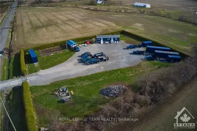 4236 WILLIAM MCEWEN Drive, Fallowfield Rd South of Ottawa, ON K0A 2E0
