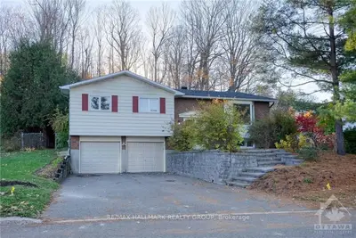 642 GAINES Drive, Beacon Hill North - South and Area, ON K1J 7W6