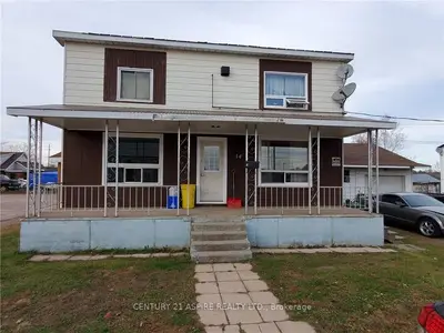 14 MOHNS Avenue, Petawawa, ON K8H 2G6