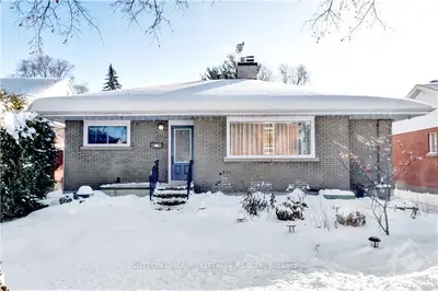 624 CHADBURN Avenue, Alta Vista and Area, ON K1G 0Y7