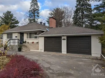 2291 HILLARY Avenue, Alta Vista and Area, ON K1H 7H9
