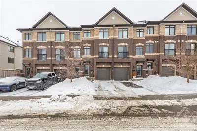245 ERIC CZAPNIK Way, Orleans - Cumberland and Area, ON K1T 1T1