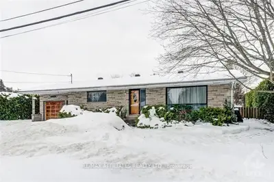 6924 SUNSET Boulevard, Greely - Metcalfe - Osgoode - Vernon and Area, ON K4P 1C5