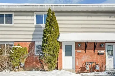 1462 HEATHERINGTON Road B, Hunt Club - South Keys and Area, ON K1V 6S1