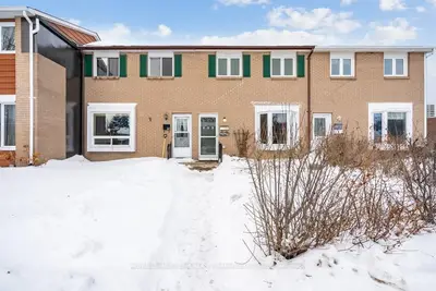 885 GREENBRIAR Avenue, Mooneys Bay - Carleton Heights and Area, ON K2C 0J8