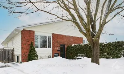 2192 BICKERTON Avenue, Beacon Hill North - South and Area, ON K1J 6Y3