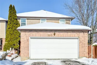 303 KENNEDY Lane, Orleans - Cumberland and Area, ON K1E 3M5