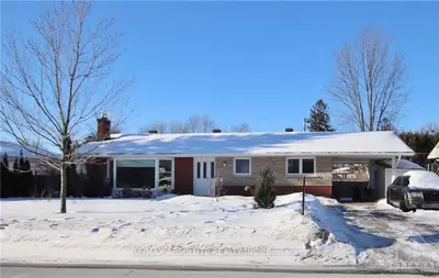 39 HARRISON Street, South of Baseline to Knoxdale, ON K2H 7N7