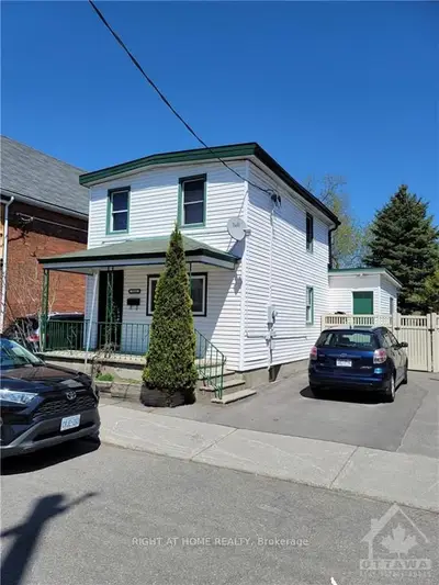 211 CARRUTHERS Avenue, West Centre Town, ON K1Y 1N6