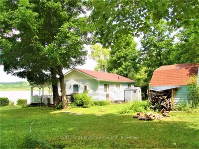 835 UB8 Road, Rideau Lakes, ON K0E 1G0