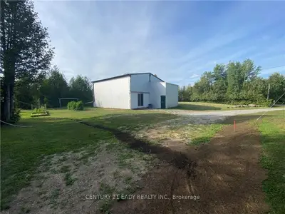 271 MINK LAKE Road, North Algona Wilberforce, ON K0J 1T0