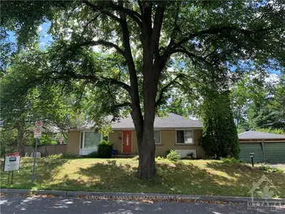 1632 DRAKE Avenue, Alta Vista and Area, ON K1G 0L8