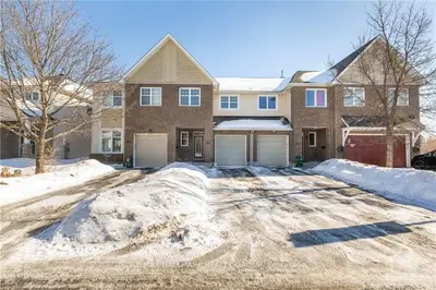 262 BRADWELL Way, Blossom Park - Airport and Area, ON K1T 4J2