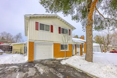 1515 BEAVERPOND Drive, Cyrville - Carson Grove - Pineview, ON K1B 3X5