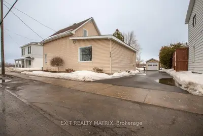 636 COUNTY RD 9 Road, Alfred and Plantagenet, ON K0B 1L0