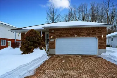1002 Montrose Street, Brockville, ON K6V 7E9