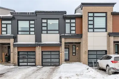 71 LONGWORTH Avenue, Leitrim, ON K1T 0S8
