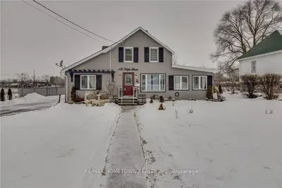 12 KEEFER Street, Brockville, ON K6V 1R7