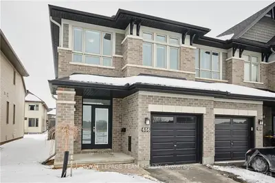 656 CAPRICORN Circle, Blossom Park - Airport and Area, ON K4M 0J5