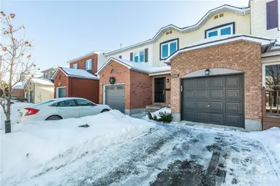 2120 SUNLAND Drive, Orleans - Cumberland and Area, ON K4A 3L1