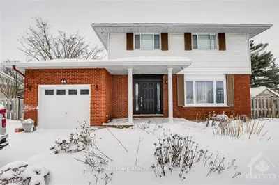 44 Knoxdale Road, South of Baseline to Knoxdale, ON K2G 1A3