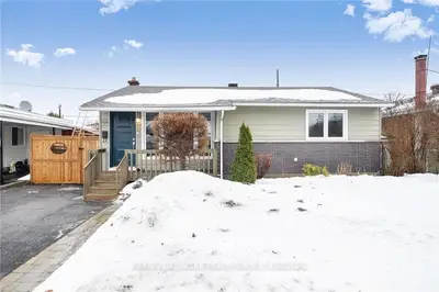 1339 AVENUE S Avenue, Alta Vista and Area, ON K1G 0C4