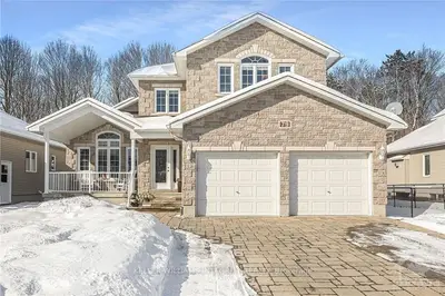79 REMBRANDT Drive, Russell, ON K0A 1W0