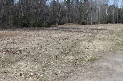 001 ARENA Road, Madawaska Valley, ON K0J 1B0