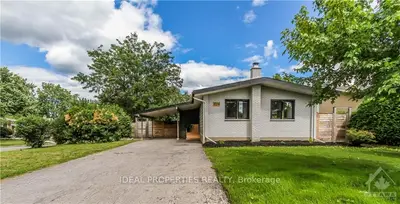 2278 FIFE Crescent, Elmvale Acres and Area, ON K1G 2Z4