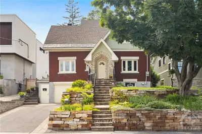 46 GRANVILLE Avenue, Tunneys Pasture and Ottawa West, ON K1Y 0M4