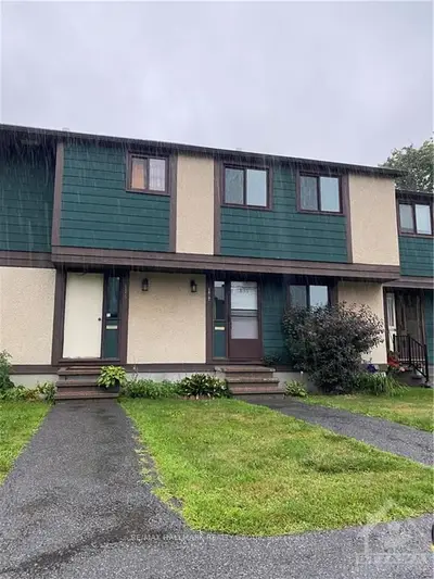 1817 MEADOWBROOK Road, Cyrville - Carson Grove - Pineview, ON K1B 4W6