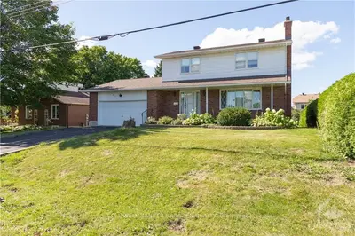 1647 ST BARBARA Street, Blossom Park - Airport and Area, ON K1T 1L8